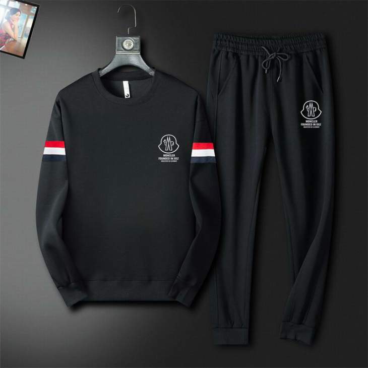 Picture of Moncler Sweater Suits _SKUMonclerM-5XL12yx18441569